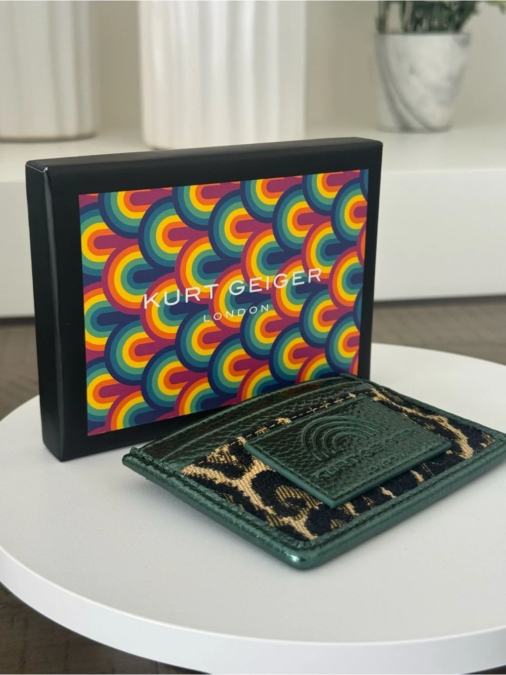 Kurt Geiger London Southbank Green Leather Card Holder – NWT with Box